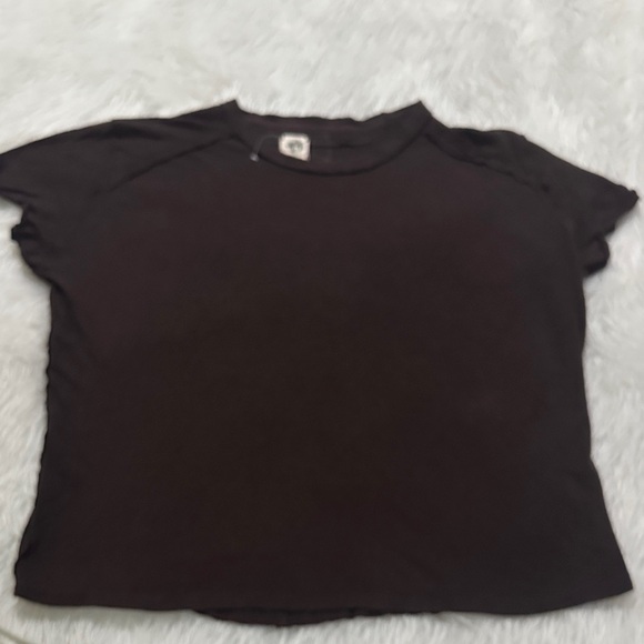 We The Free Black Short Sleeve Tee - Picture 1 of 5